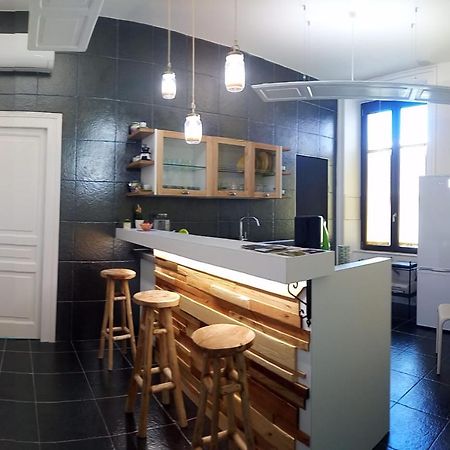 Primo Posto Bed & Breakfast Salerno Luaran gambar