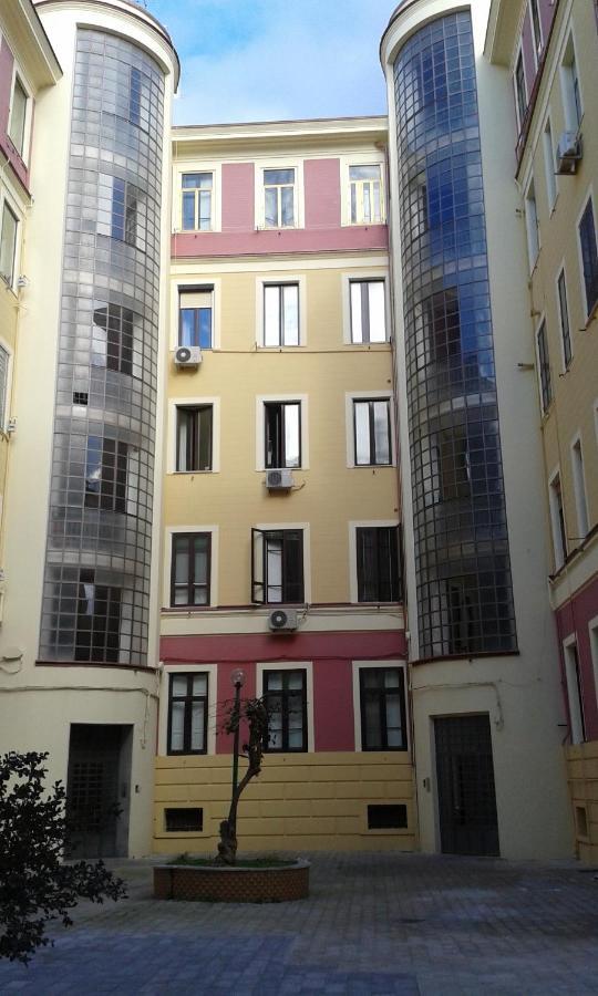 Primo Posto Bed & Breakfast Salerno Luaran gambar