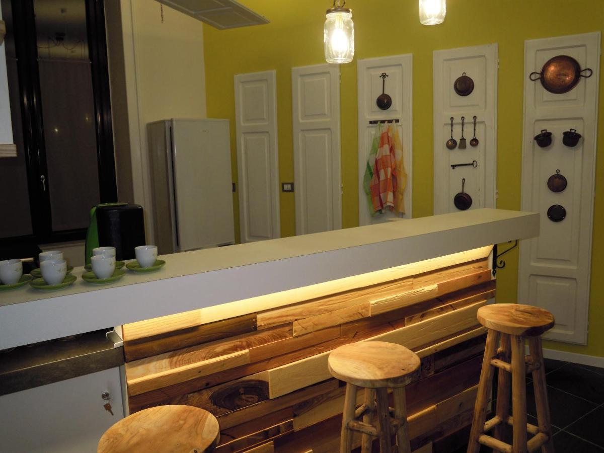 Primo Posto Bed & Breakfast Salerno Luaran gambar
