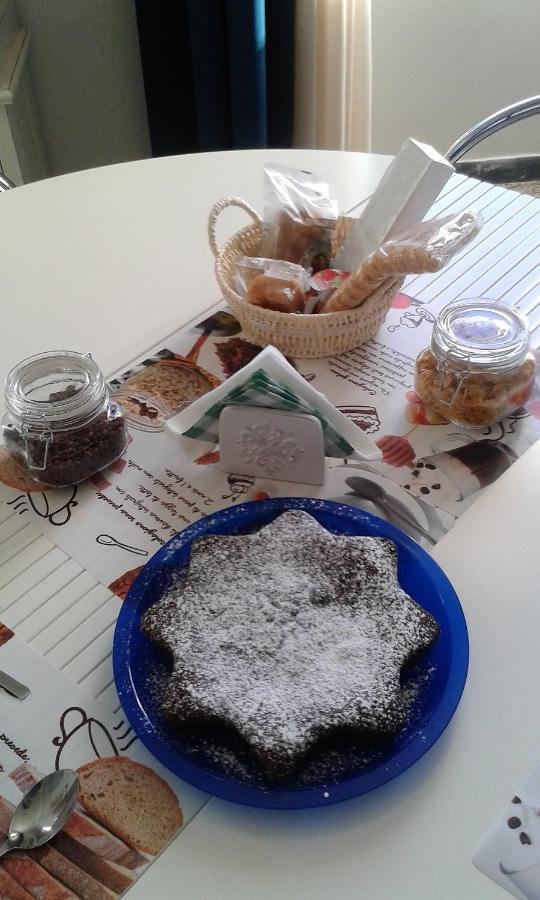 Primo Posto Bed & Breakfast Salerno Luaran gambar
