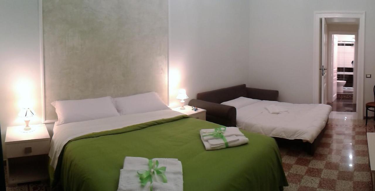 Primo Posto Bed & Breakfast Salerno Luaran gambar