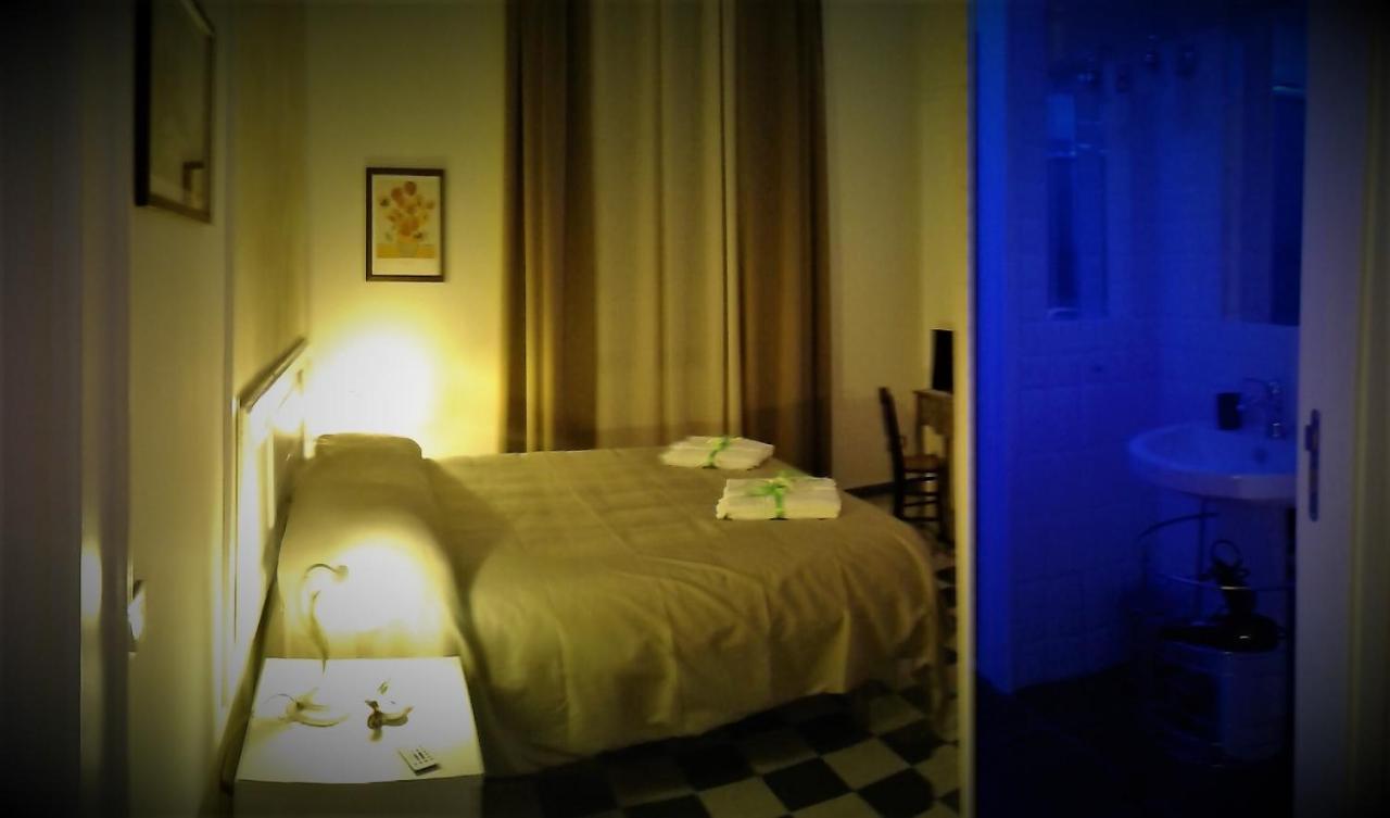 Primo Posto Bed & Breakfast Salerno Luaran gambar