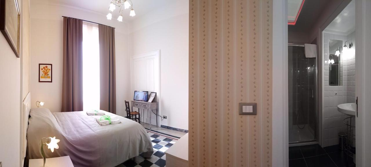 Primo Posto Bed & Breakfast Salerno Luaran gambar