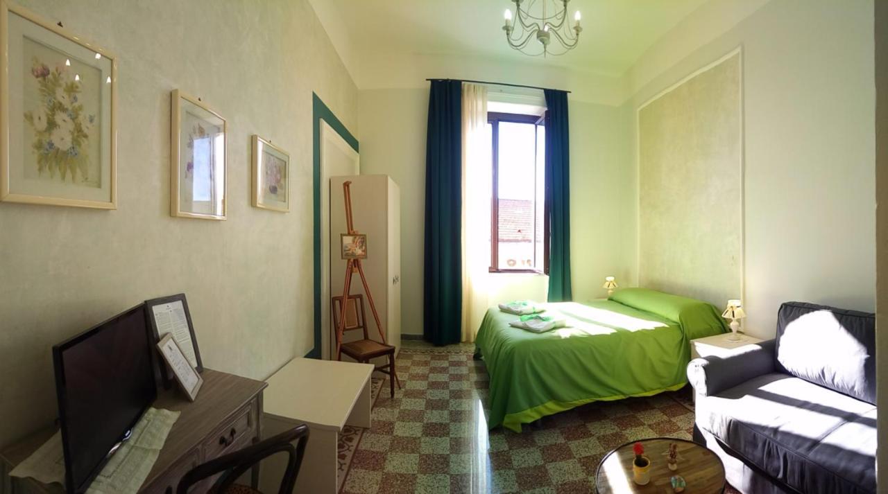 Primo Posto Bed & Breakfast Salerno Luaran gambar