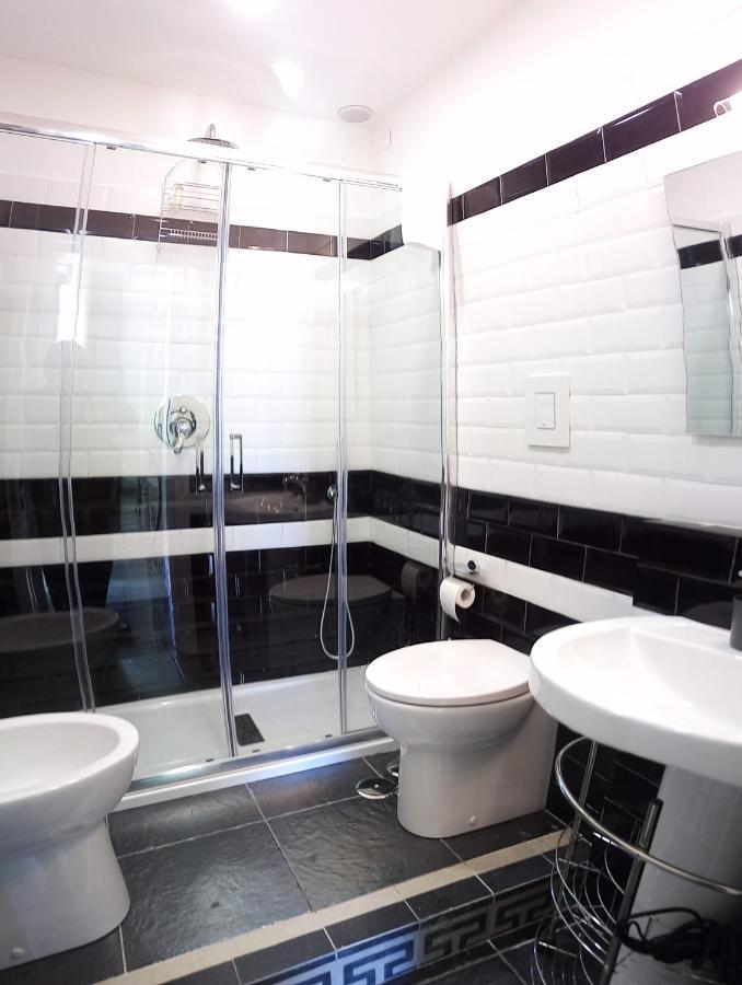 Primo Posto Bed & Breakfast Salerno Luaran gambar
