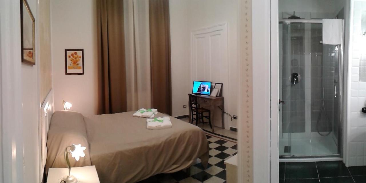 Primo Posto Bed & Breakfast Salerno Luaran gambar